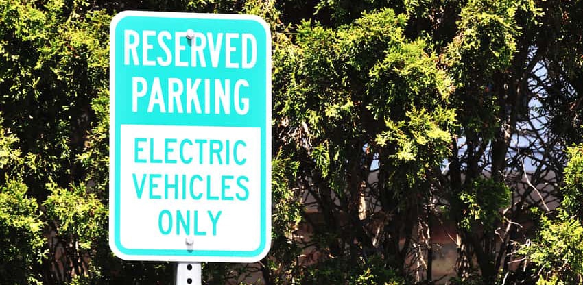 Biden plans to replace US government fleet with electric vehicles