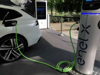 Interoperability and partnerships key to NewMotion’s European EV charging expansion