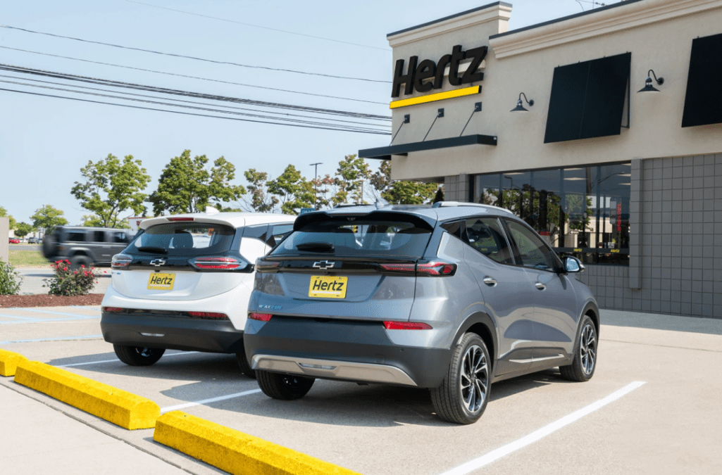 Hertz to order 175,000 EVs from GM including BrightDrop Vans