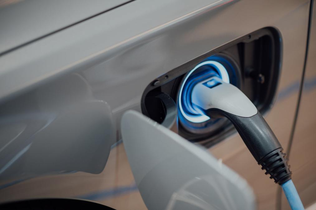 Arizona plans for an expansion of electric vehicles and charging stations