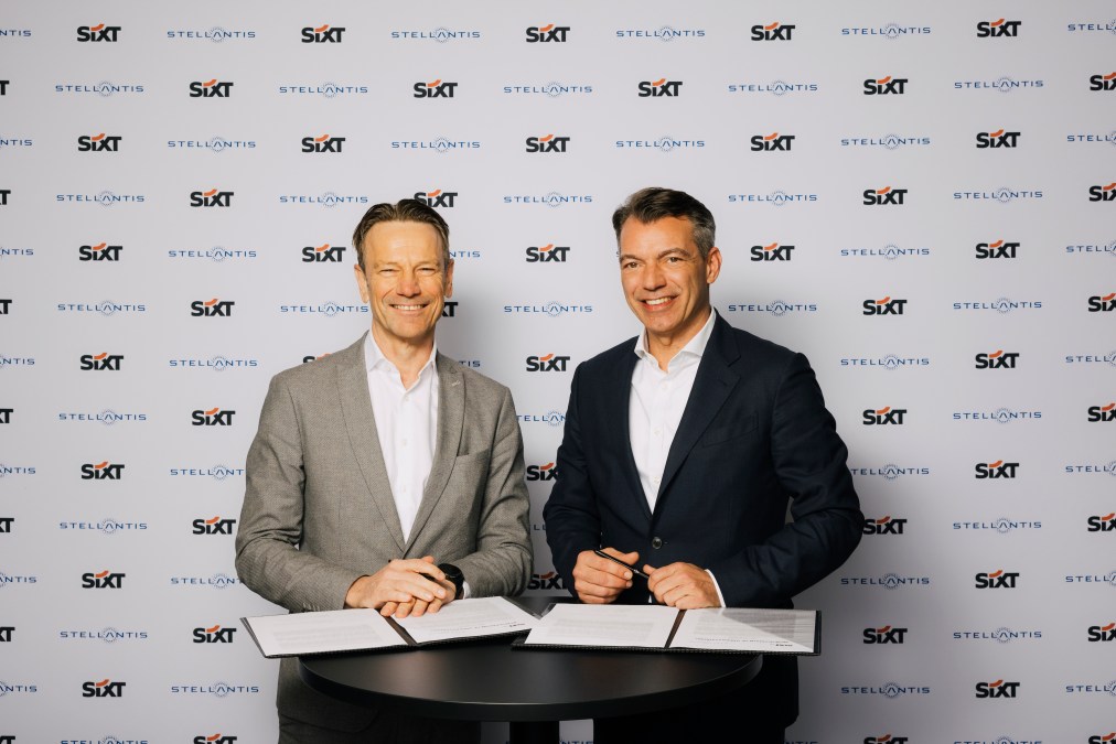 Sixt and Stellantis sign fleet expansion deal