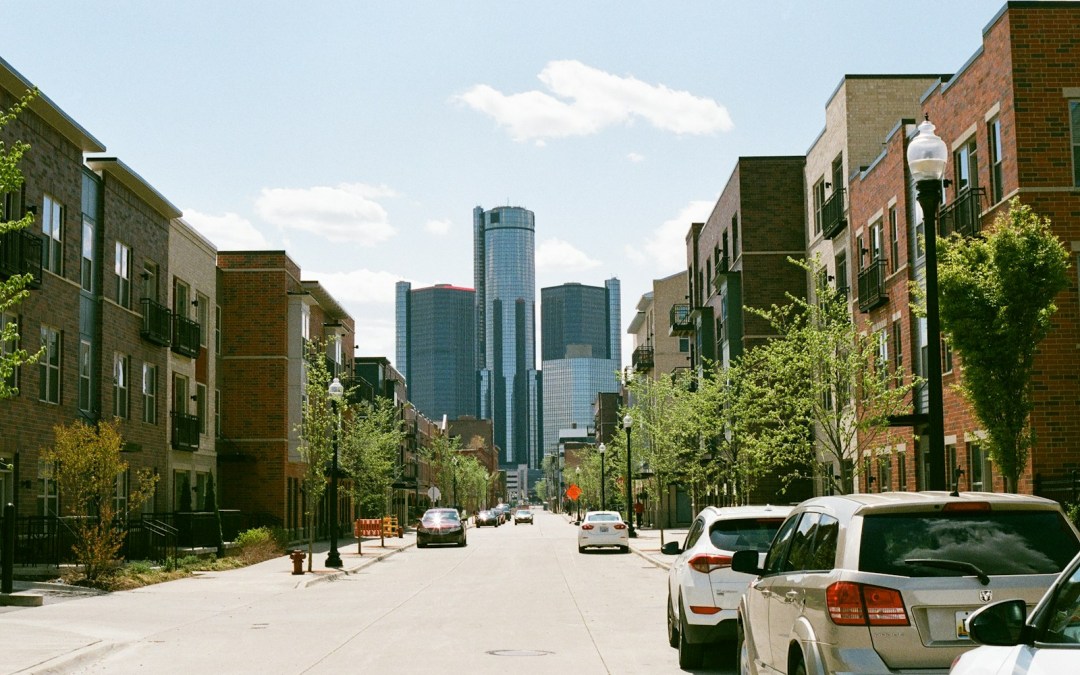AT&T and lamppost EV charging start-up are bringing curb side charging to Detroit