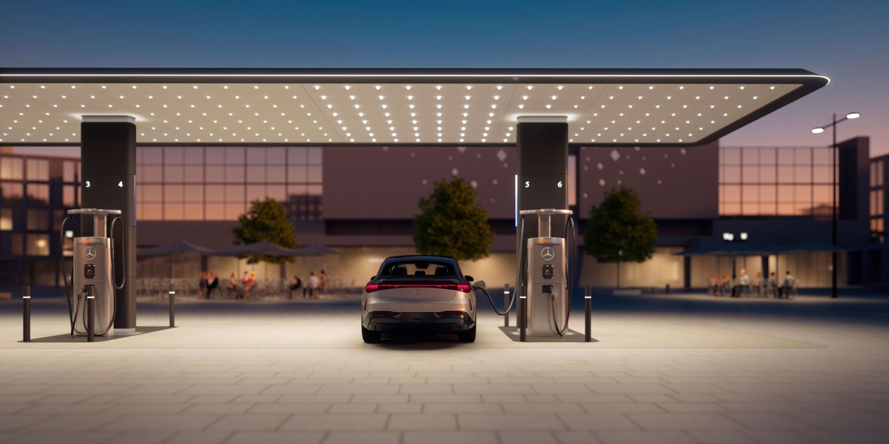 Mercedes to create its own network of high-powered EV chargers