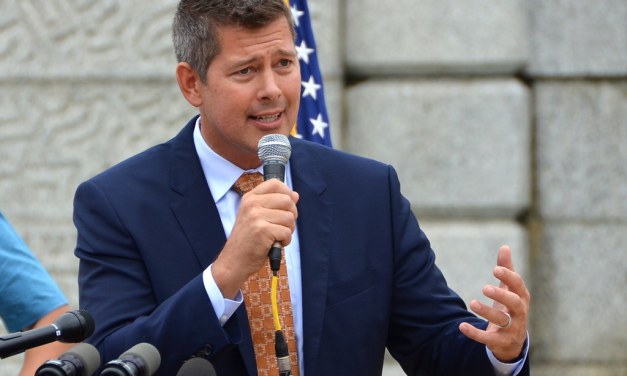 New USDOT Secretary orders rewrite on EV mandate