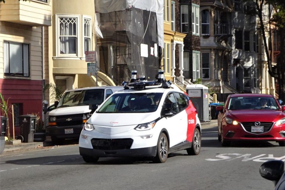 Cruise CEO announces resignation on X after uproar over AV accident