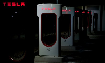 GM to offer its EV drivers Tesla Supercharger adapters
