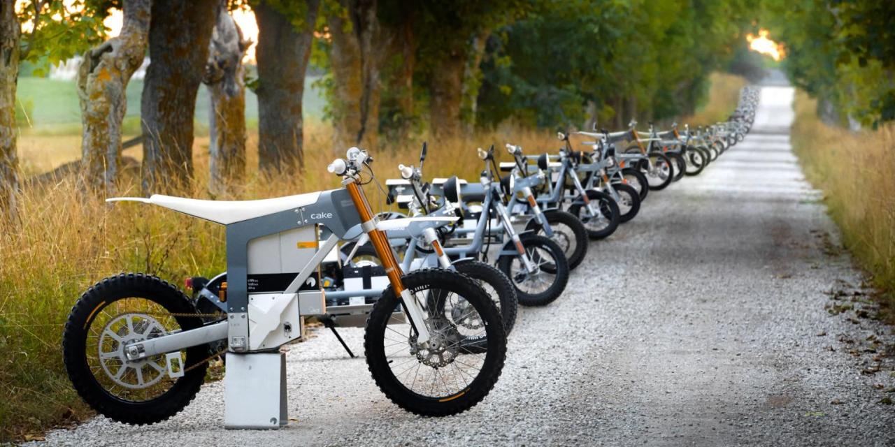 CAKE enters Greek market through partnership with Automotive Solutions