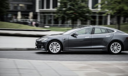 Canada to impose 100% import tariffs on Chinese-made EVs