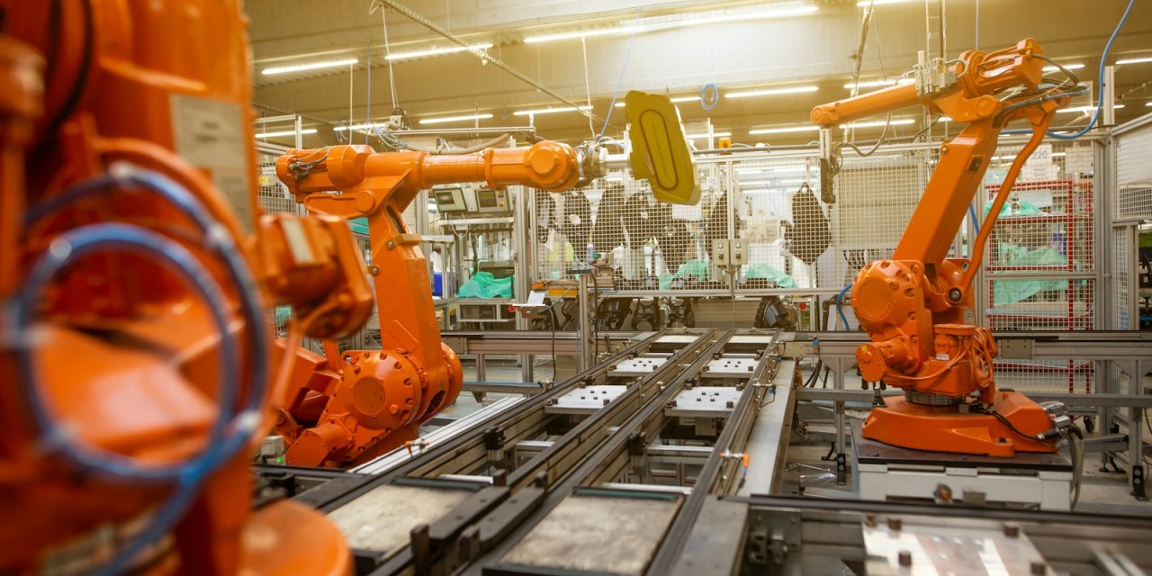GM partners with Vianode in multi-billion dollar graphite deal