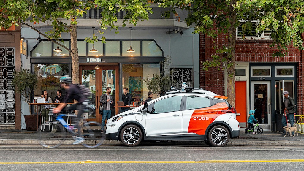 Cruise secures license for commercial robo-taxi service without backup driver