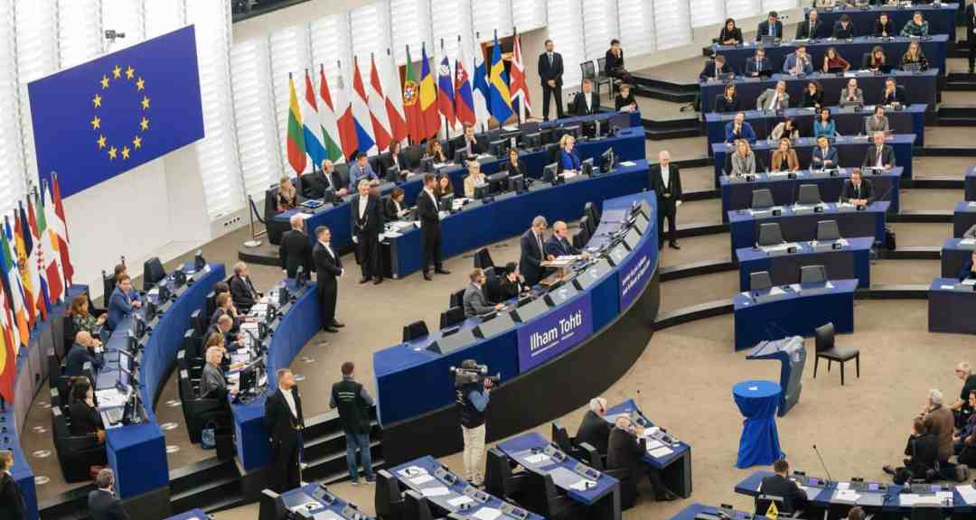 Should the EU stand firm on its EV mandate?