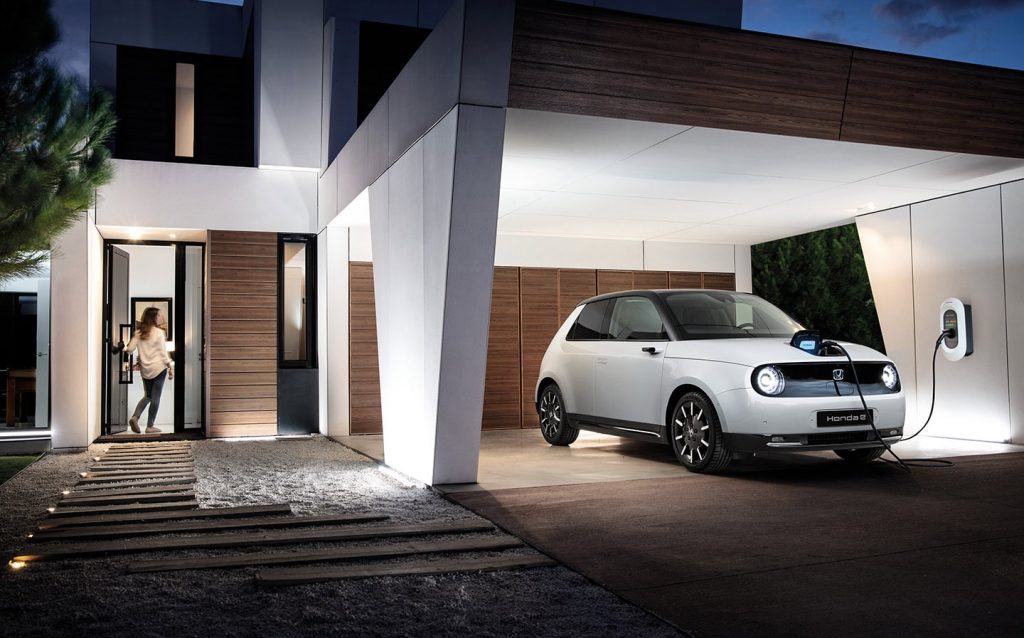 Honda and Moixa collaborate on flexible tariff home EV charging offer