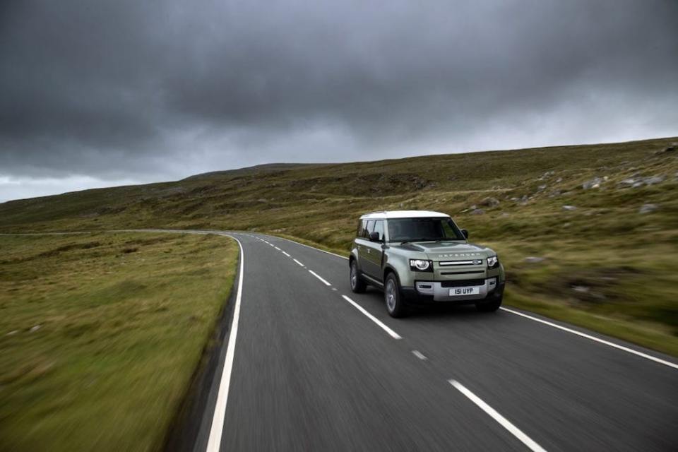 JLR develops hydrogen Land Rover Defender prototype