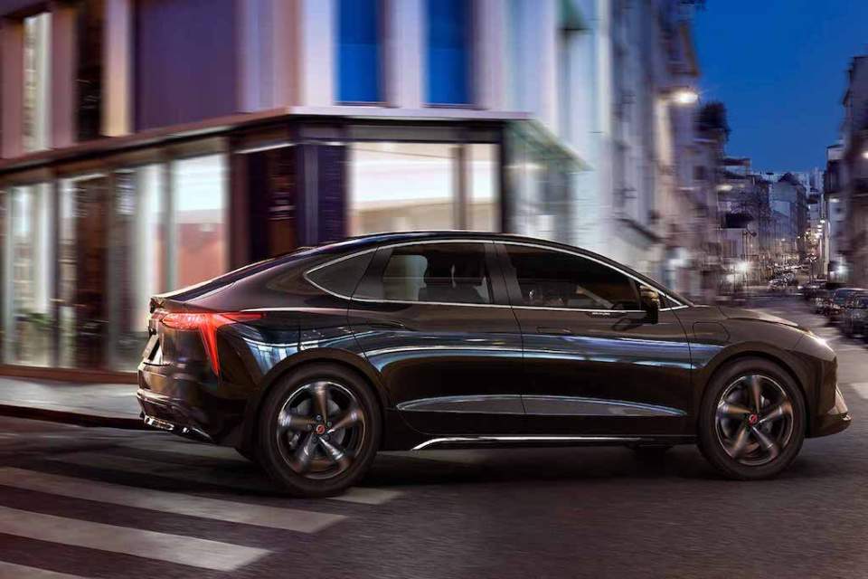 Renault and Jiangling launch model designed for ride hailing