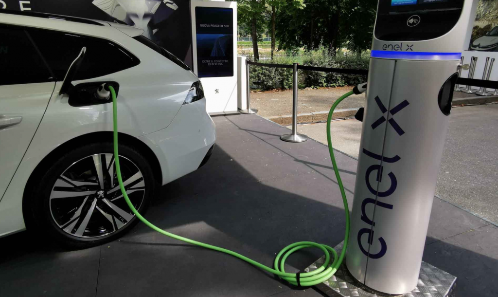 Interoperability and partnerships key to EV charging expansion