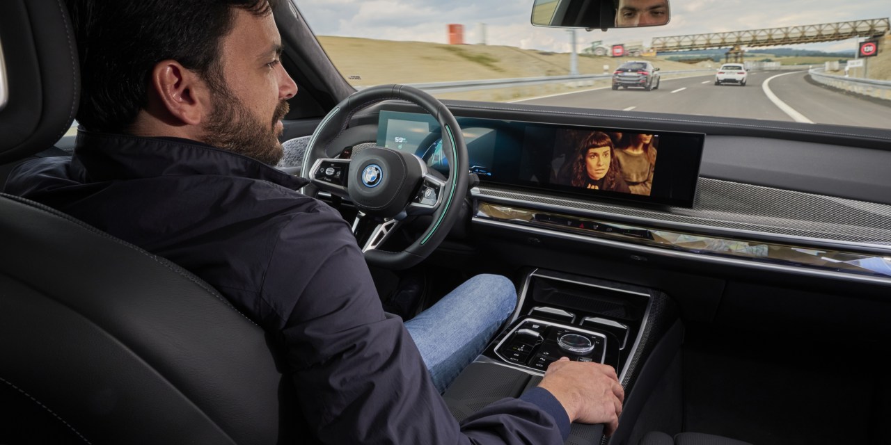 BMW to offer Level 3 automated driving with new 7 series model from next spring