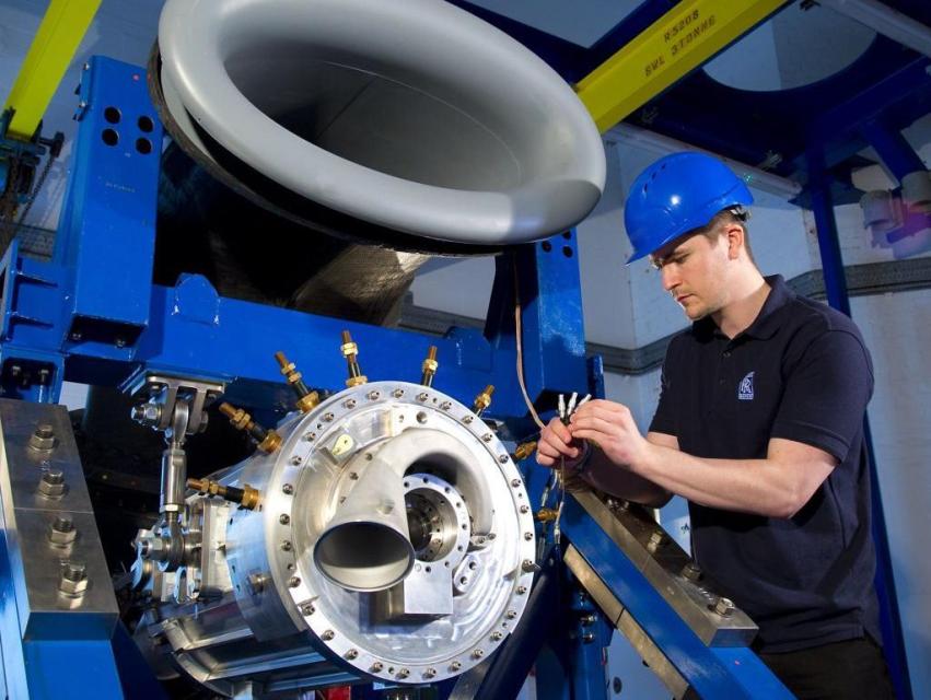 Rolls-Royce says hybrid-electric propulsion could unlock new doors for eVTOL companies