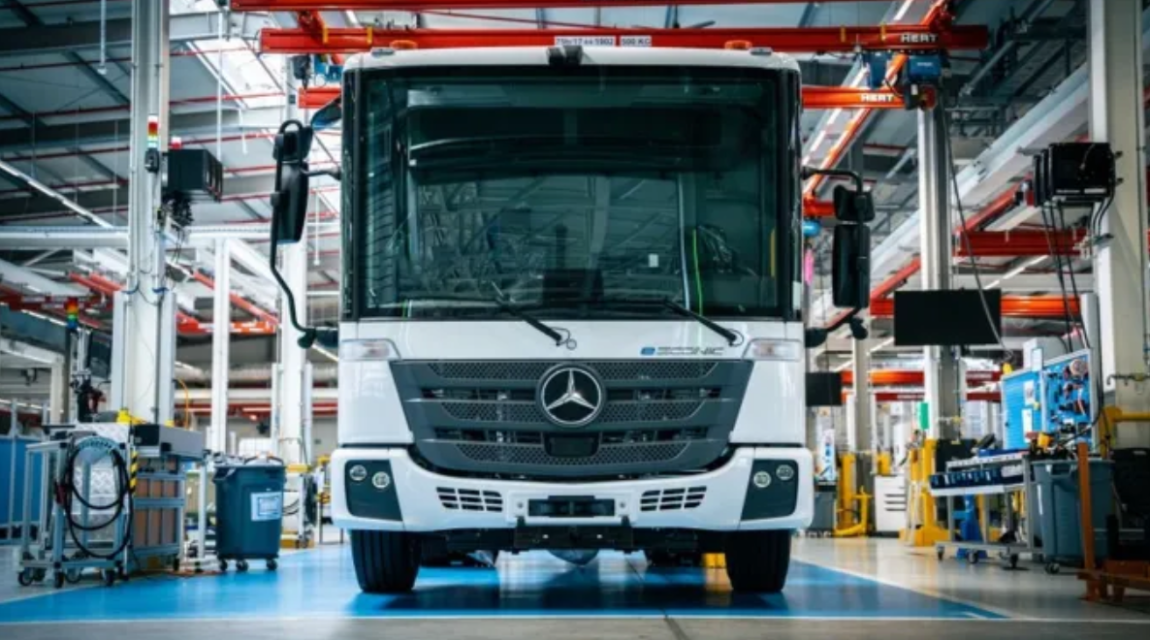 Daimler Truck starts mass production of battery-powered eEconic