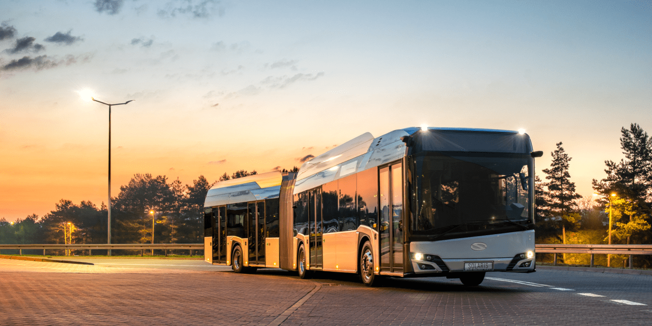 The city of Łódź signs contract with Solaris to supply e-buses and charging infrastructure