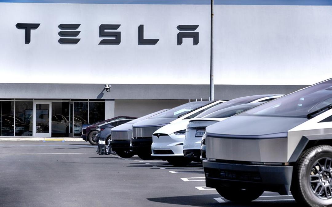 Tesla embraces recurring revenue, offering FSD autonomy as a subscription-only service