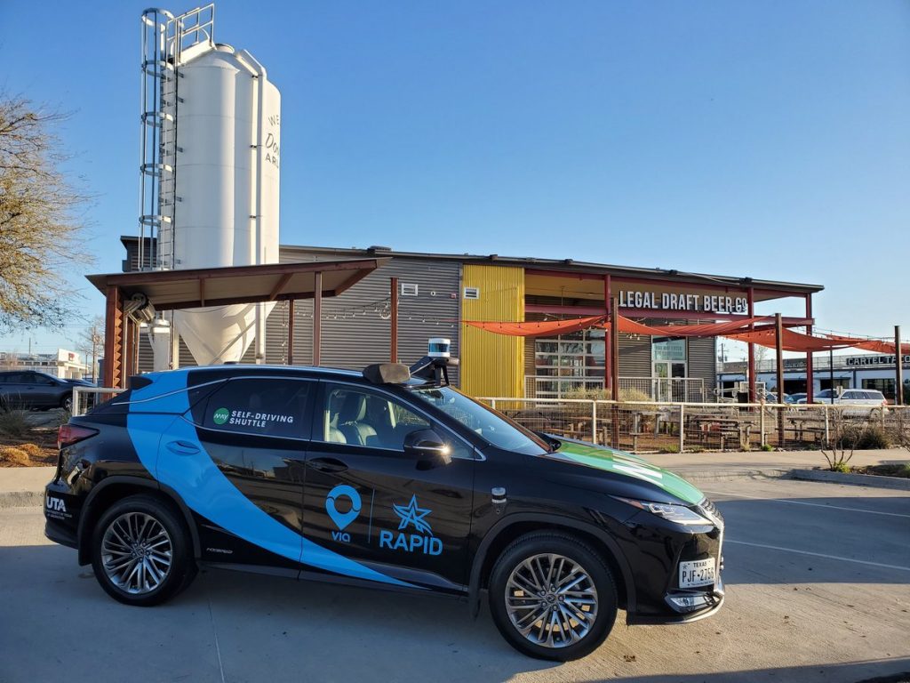 Texas pilot project integrates on demand AVs and public transport