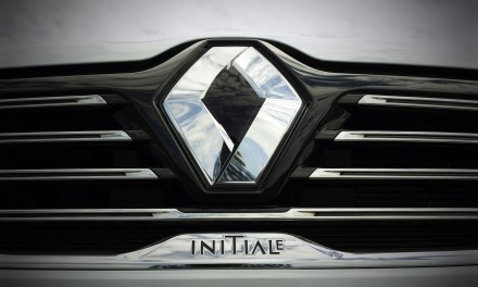 Whistl’s first electric Renault truck to be licenced on UK roads