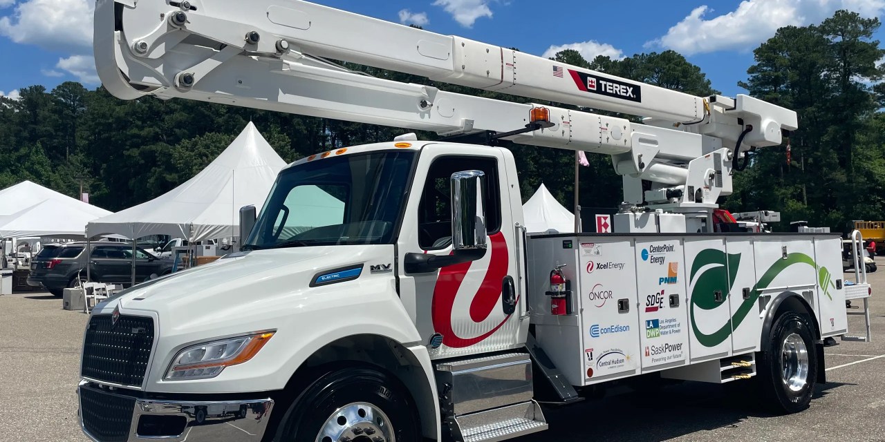 Terex Utilities introduces the first all-electric bucket truck manufactured in the U.S. 