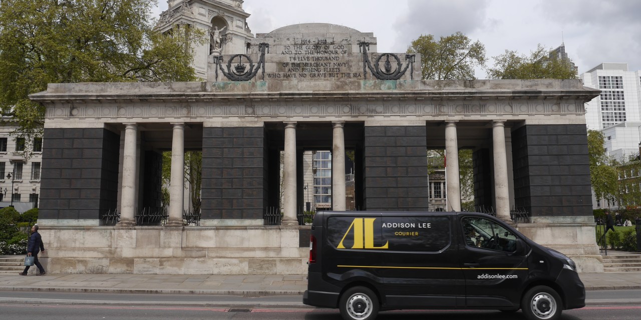 Addison Lee bought in £269m deal by Singapore-based firm