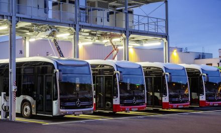 Daimler acquires 49% stake in software company Sinos