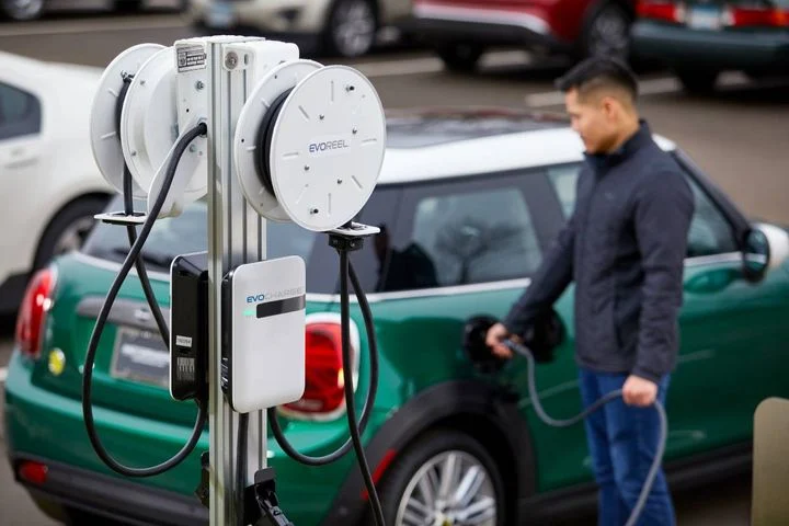 EvoCharge partners with AmpUp for Smart EV charging solutions