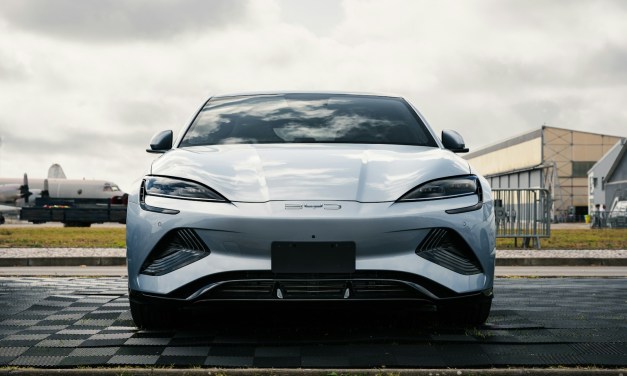 BYD shares soar after announcing flash-charge batteries