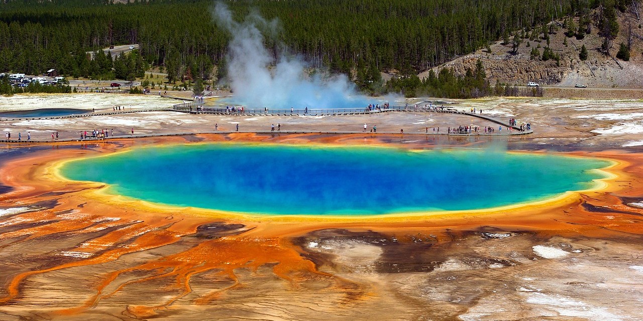 Yellowstone use EVs to benefit National Park