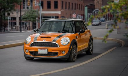 BMW invests £600m in Oxford plant to build new all-electric Mini