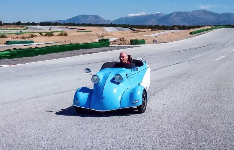 Another electric, retro-iconic microcar comes to market…