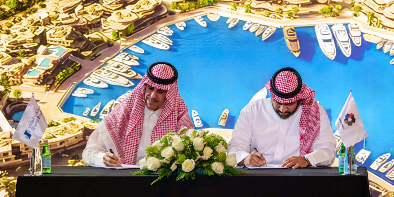 NEOM signs agreement with Riyad Bank for SAR 3 billion