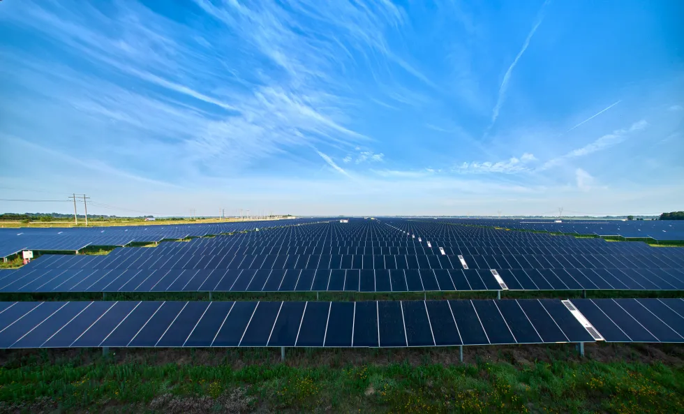 GM signs solar deal for three assembly plants