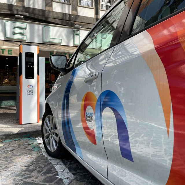 Siemens provides chargers and app for On’s multimodal electric vehicle sharing service in Rome