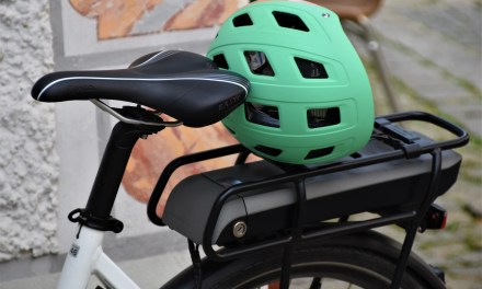 Helbiz releases its new HelmetChecker, a real time AI helmet verification