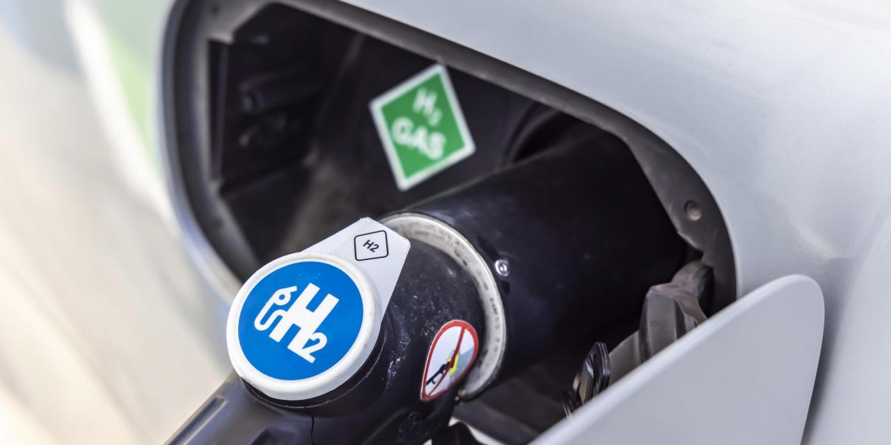 North America takes lead in hydrogen fuel cell vehicle market