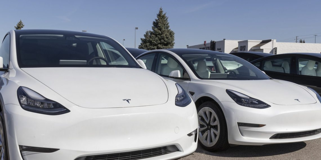 Musk tweet confirms Tesla to make US Supercharger network open to all