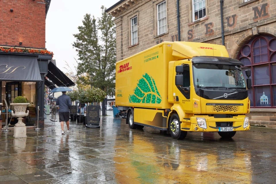 DHL and Volvo Trucks cooperation agreement includes 44 electric trucks